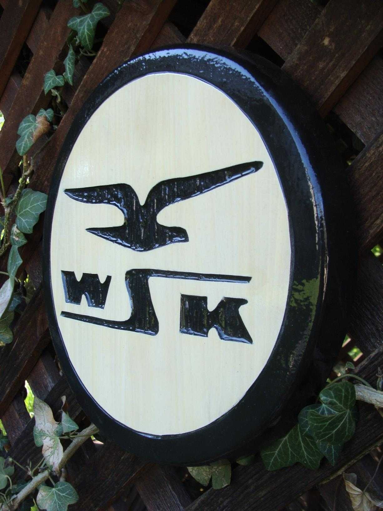 WSK Ręcznie rzeźbione logo w drewnie. UNIKAT!