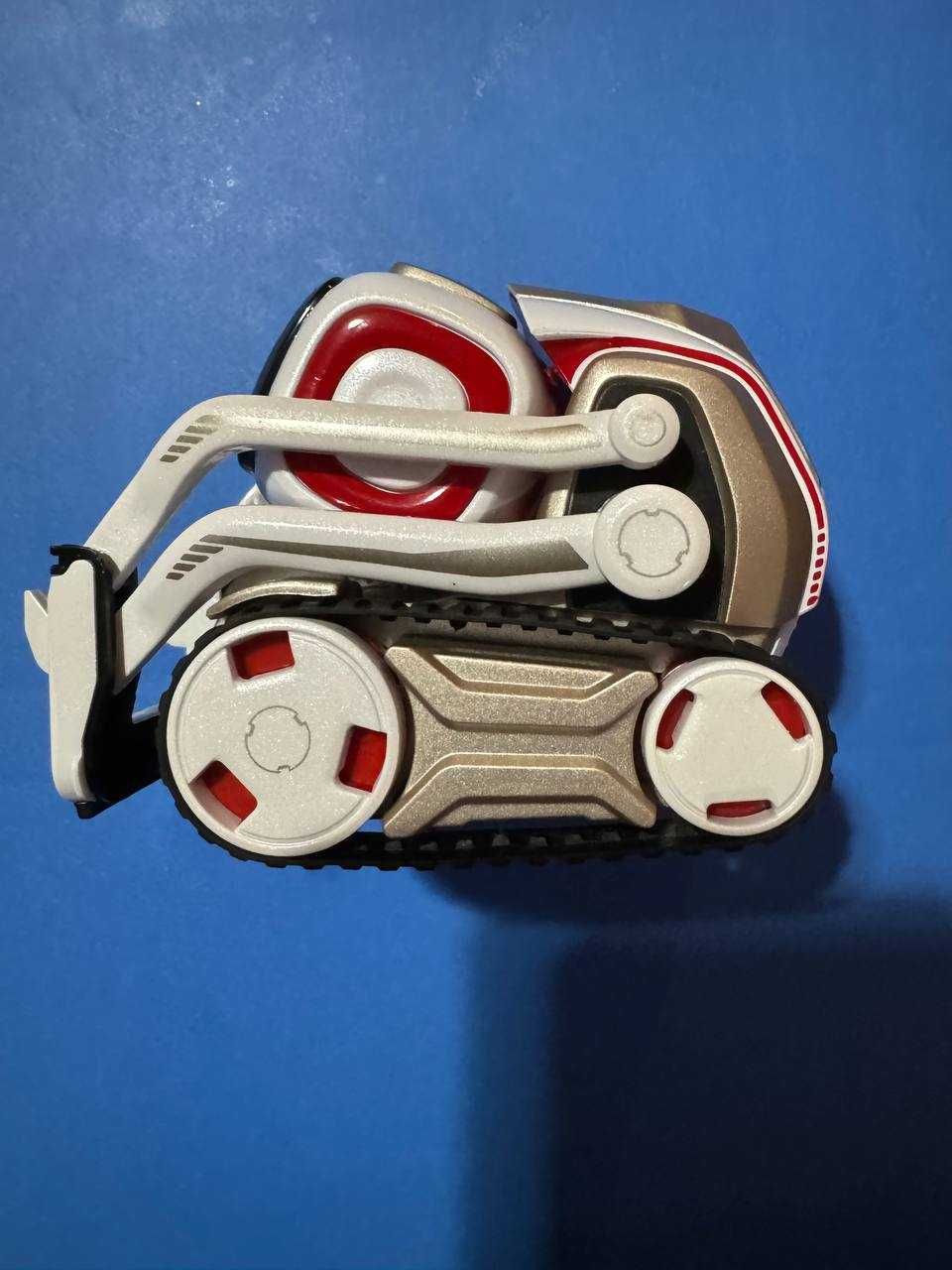 Інтерактивний робот Anki Cozmo