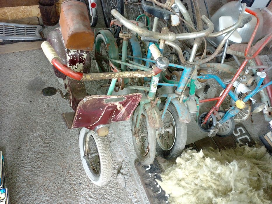 Rowerek dla dziecka z 1960 roku BZSS. PRL loftt