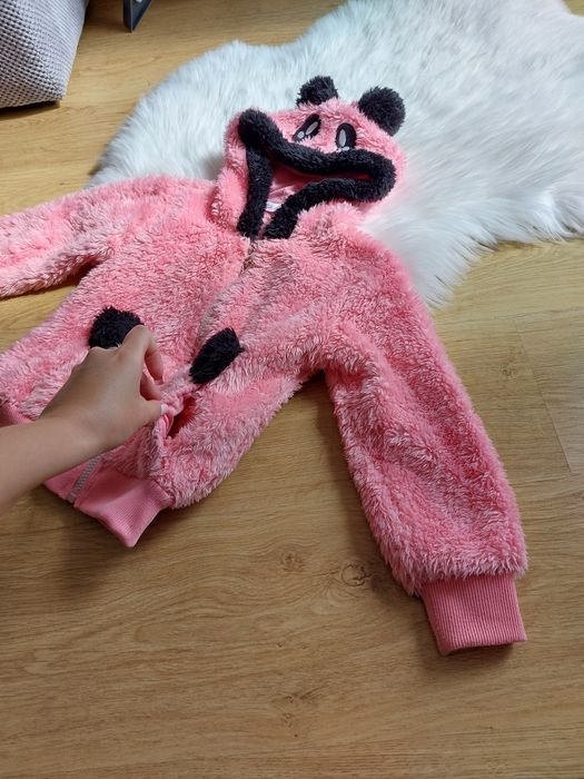 Bluza dziewczęca różowa pluszowa z kapturem na zamek przejściowa