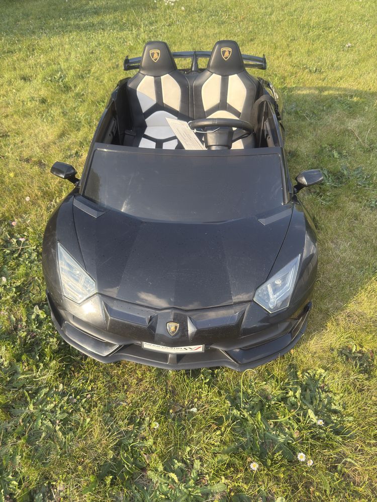 Lamborghini z funkcją driftu na akumulator dla dwóch osób