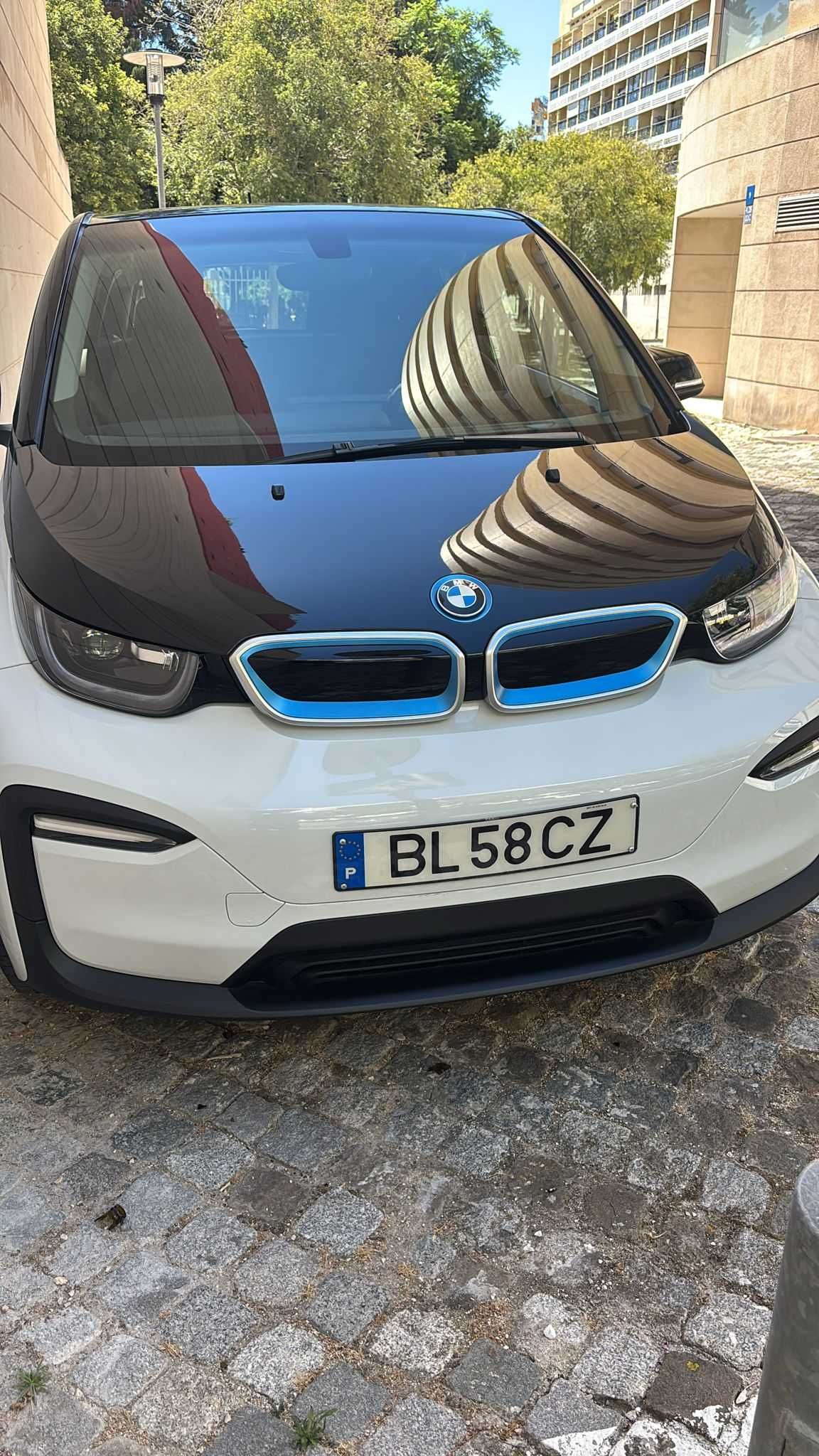 BmW I3, 16 mil km, 2022,