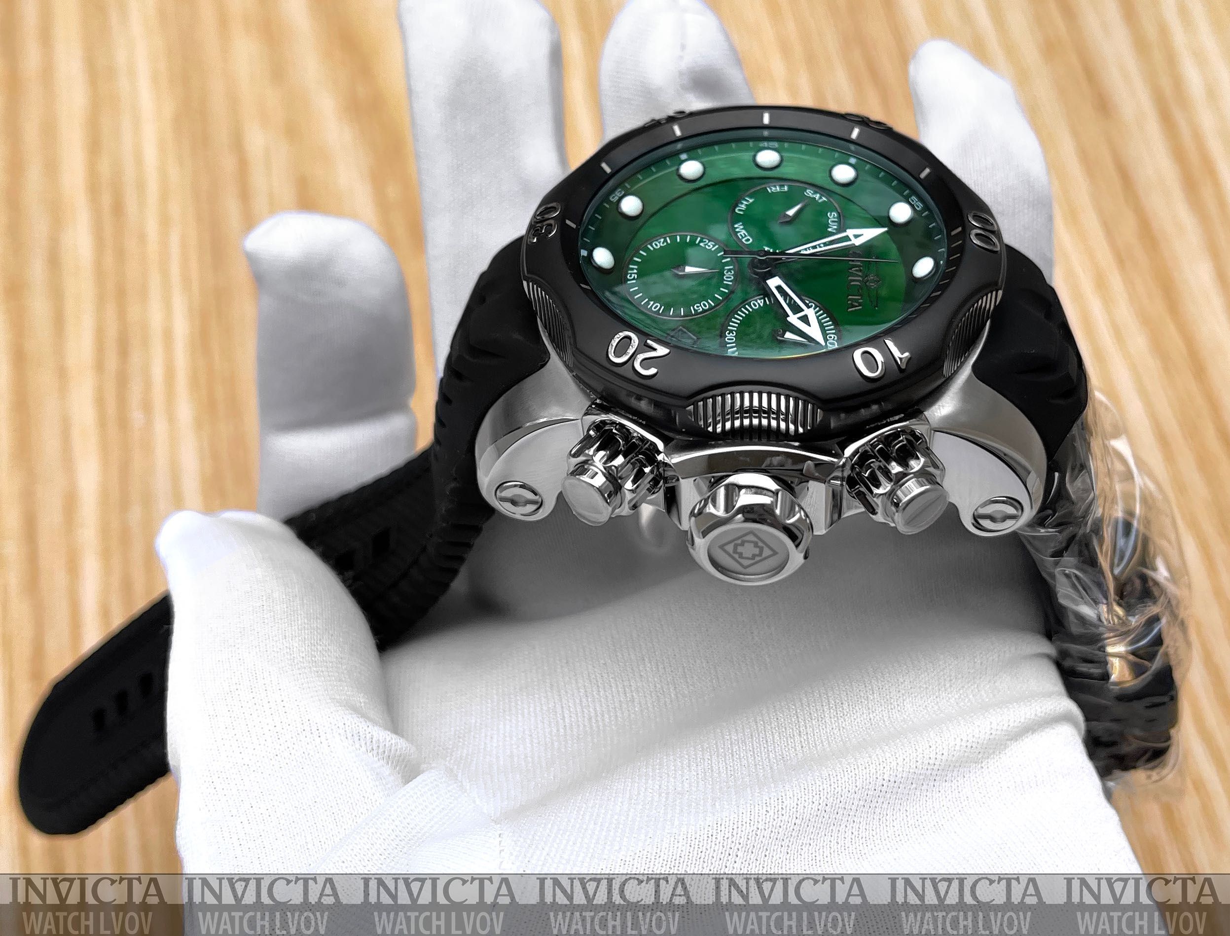 Мужские часы Invicta 33306 Venom Reserve Black Green Swiss 53 mm.