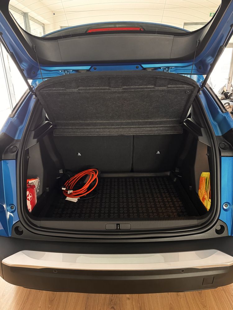 Peugeot 2008 eletrico, 26 mil klms, 2022, camara