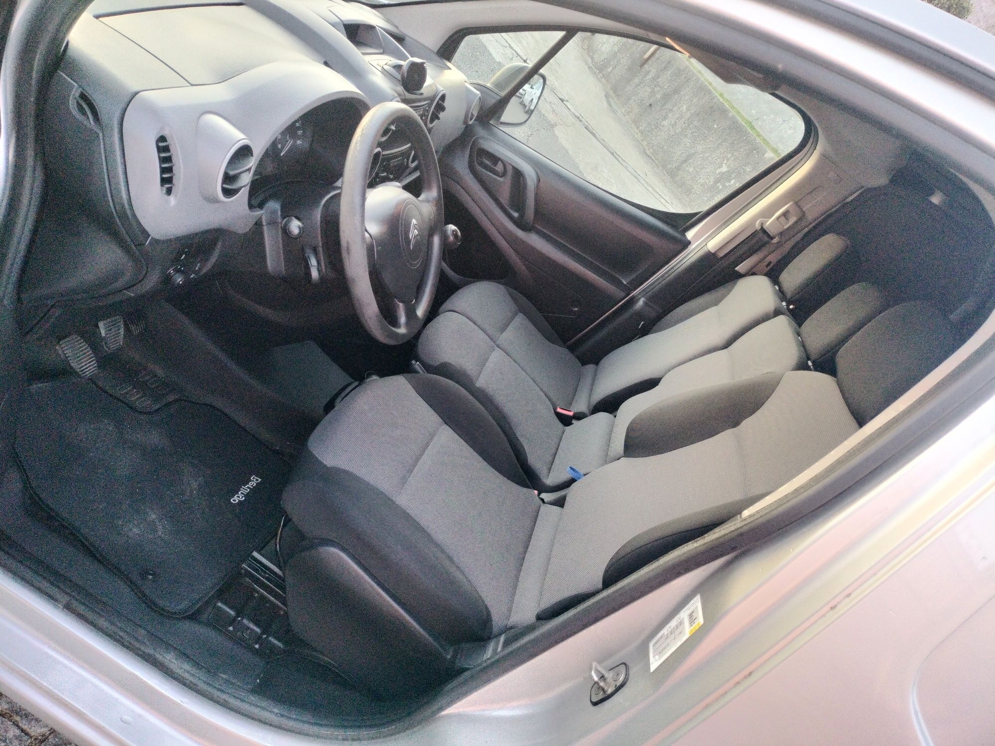 Peugeot partner de 2018com 100 CV motor 1600 HDI so 187 mil km