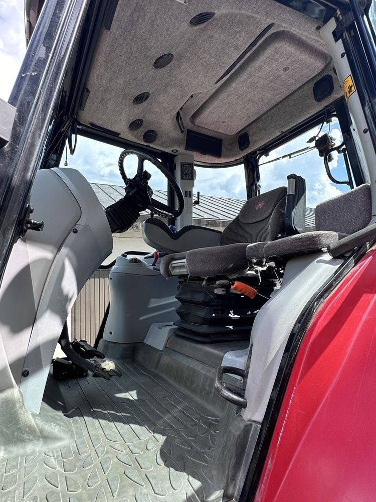Massey Ferguson 7490