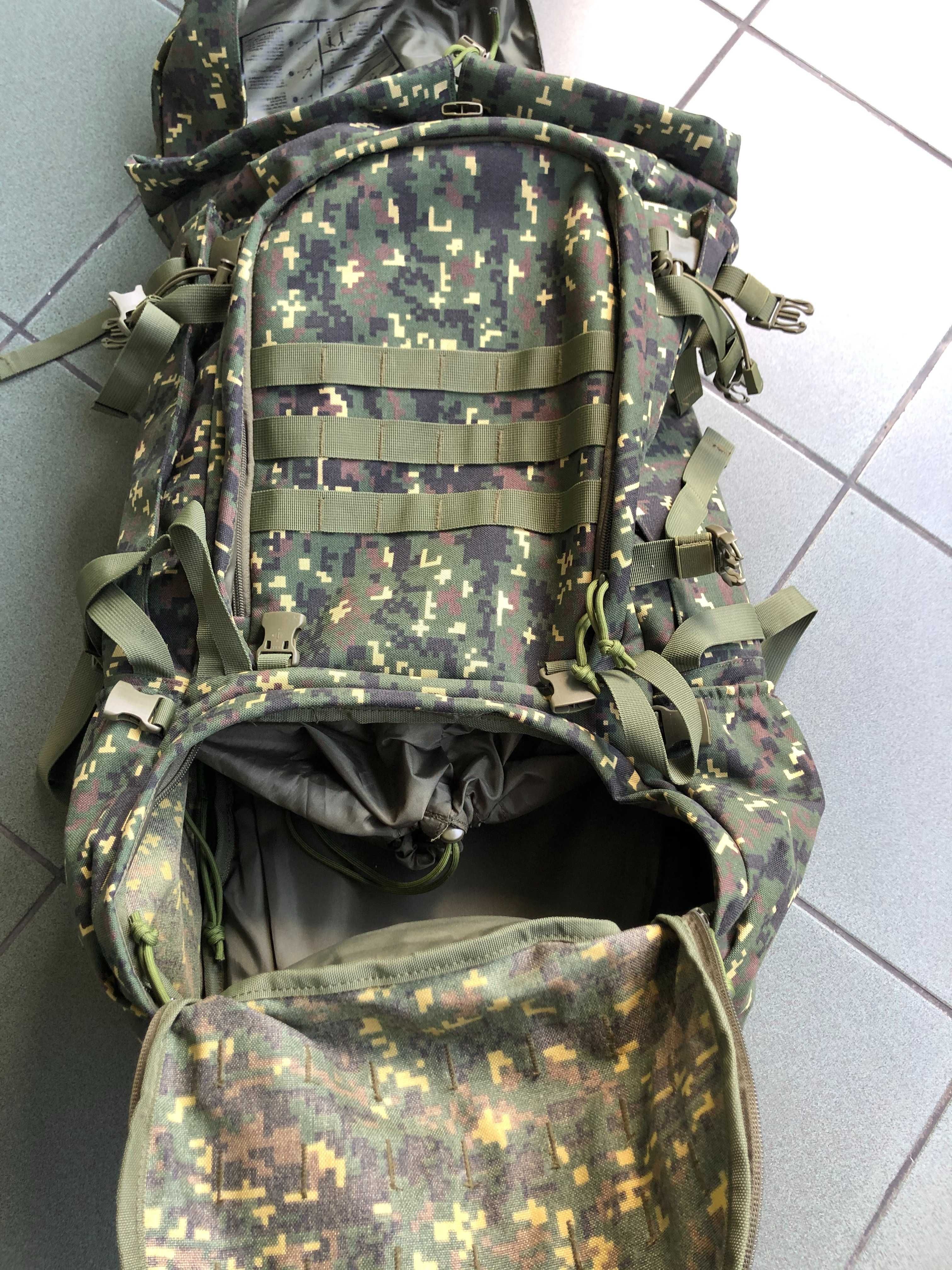 Plecak trekkingowy z fajnym kamuflażem w idealnym stanie, 50 L