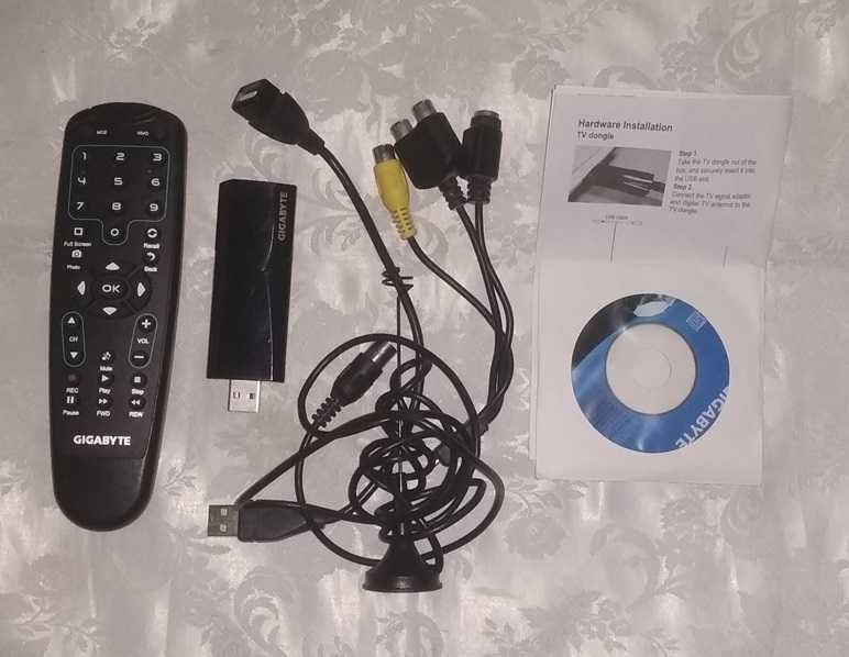 Gigabyte U8300 tuner TV i FM na USB