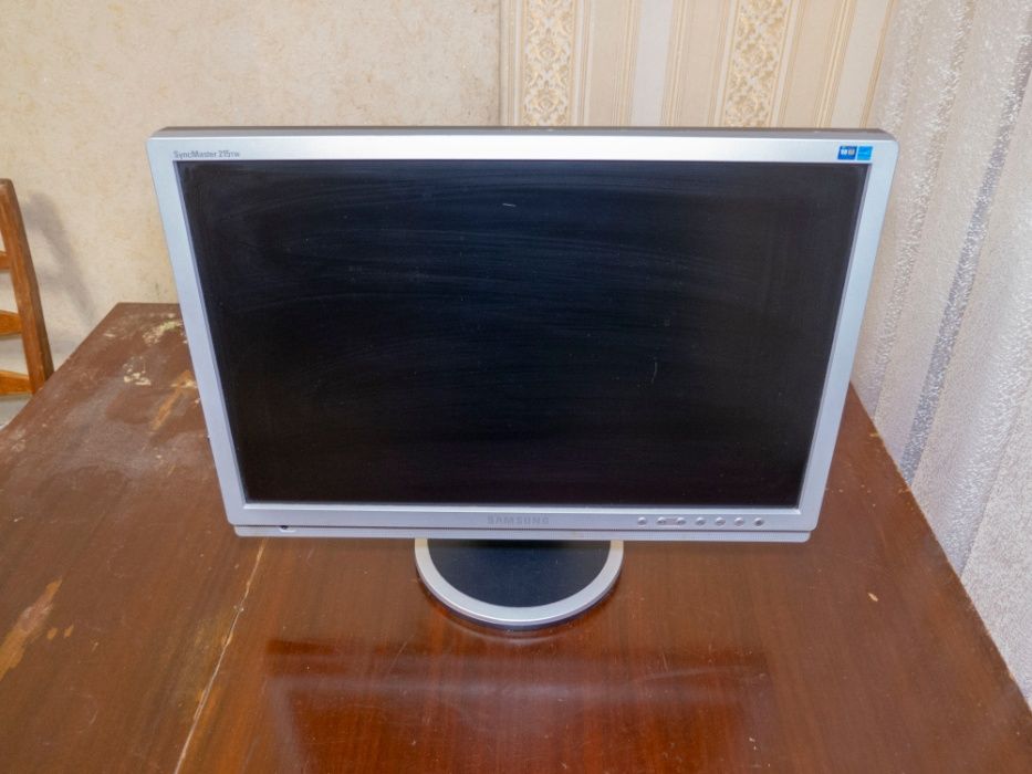 Монитор Samsung SyncMaster 215TW (21 дюйм)