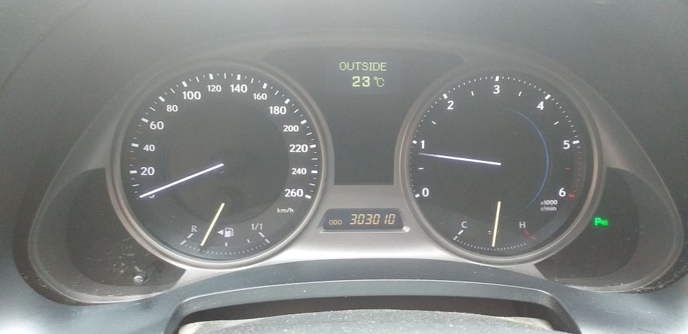 Lexus IS 220 d 177 cv.(Ler anuncio).