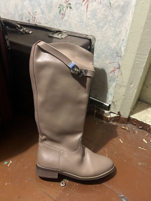 Сапоги чоботи hermes гарні 36 беж