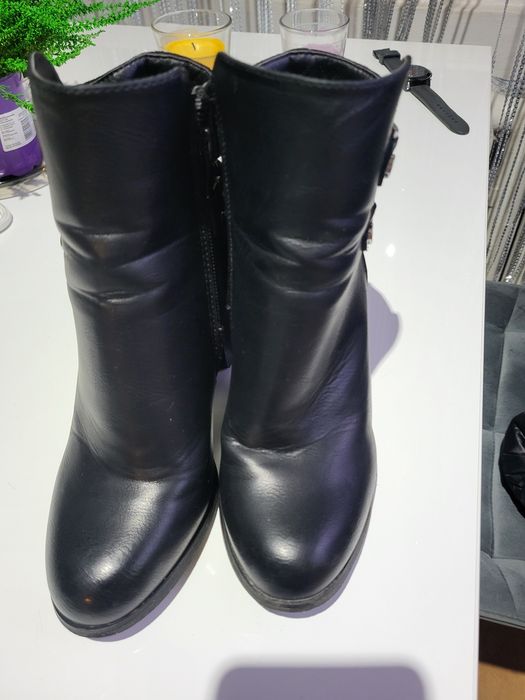 Buty zimowe damskie