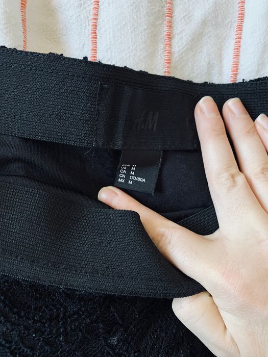 Koronkowa spódnica H&M ołówkowa