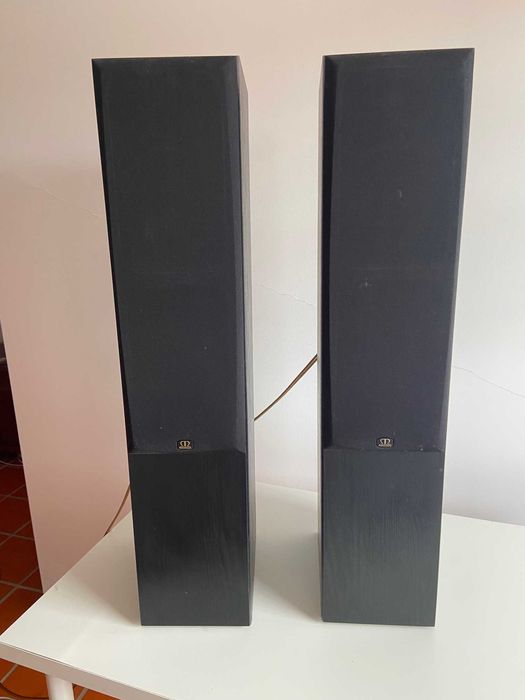 Colunas Monitor Audio