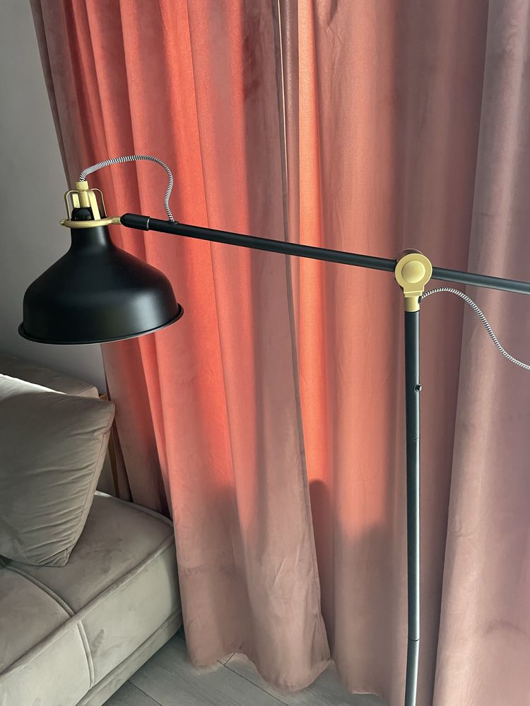 Lampa stojąca loft ikea