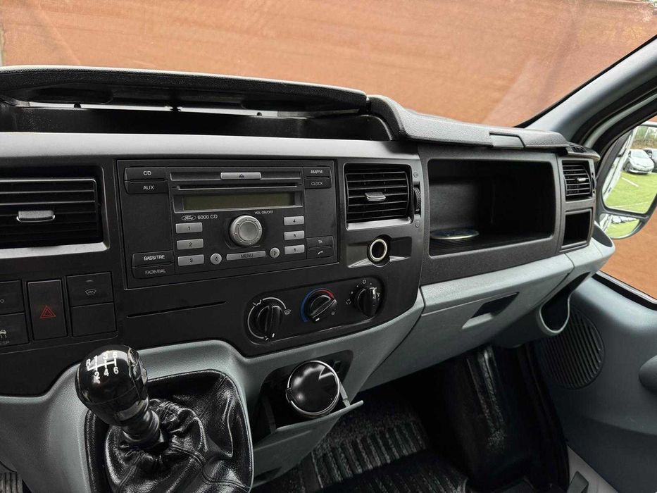 FORD TRANSIT 2.2 TDCI – VERSÃO LONGA E ALTA – CAIXA ISOTÉRMICA