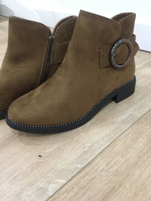 Botins camel novos