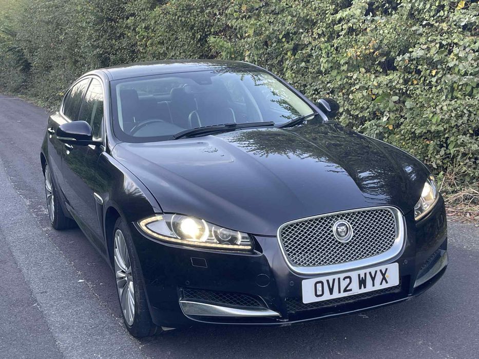 Jaguar XF 2.2D Portfolio 190km Anglik 2012r LIFT