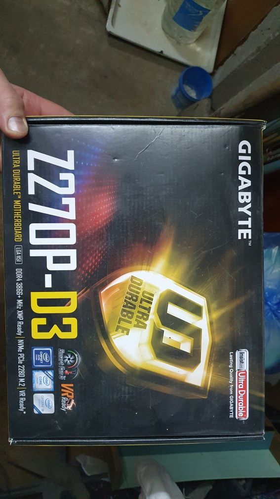 Продам материнскую плату GIGABYTE Z270P-D3