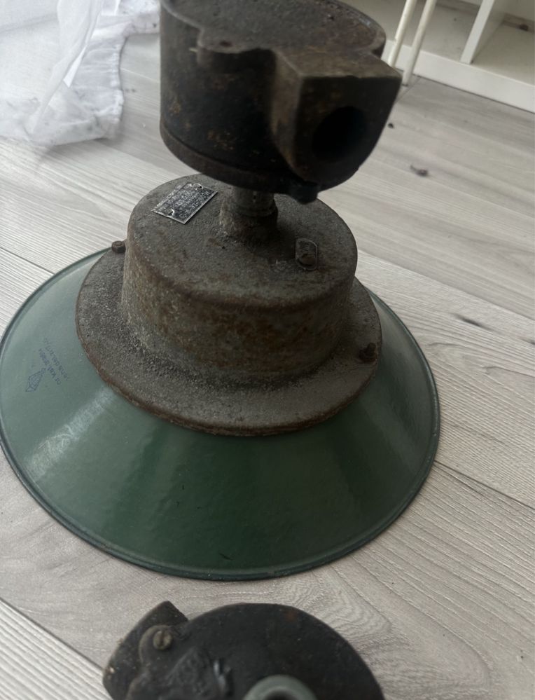 Zestaw starych lamp Emaliowanych z prlu