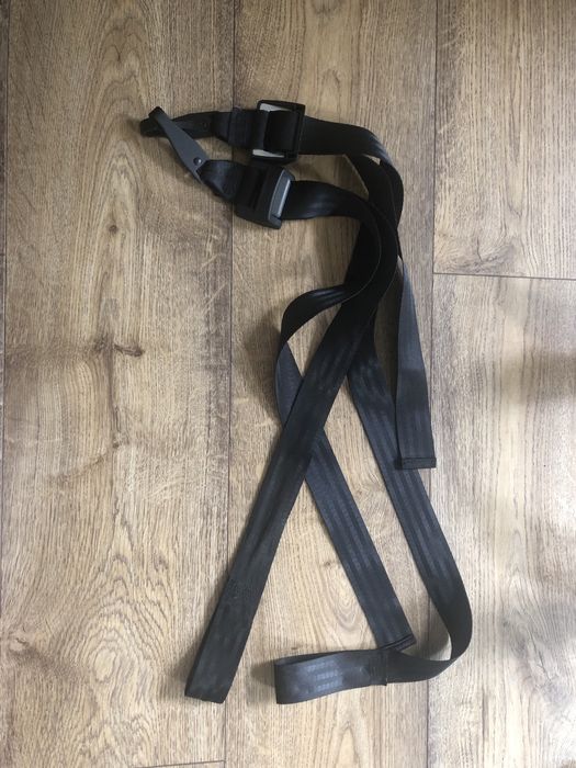 Fotelik samochodowy Axkid Move 9-25 kg