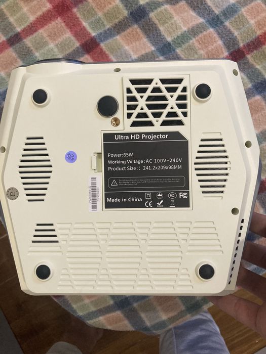 Projector Aun004 Pro