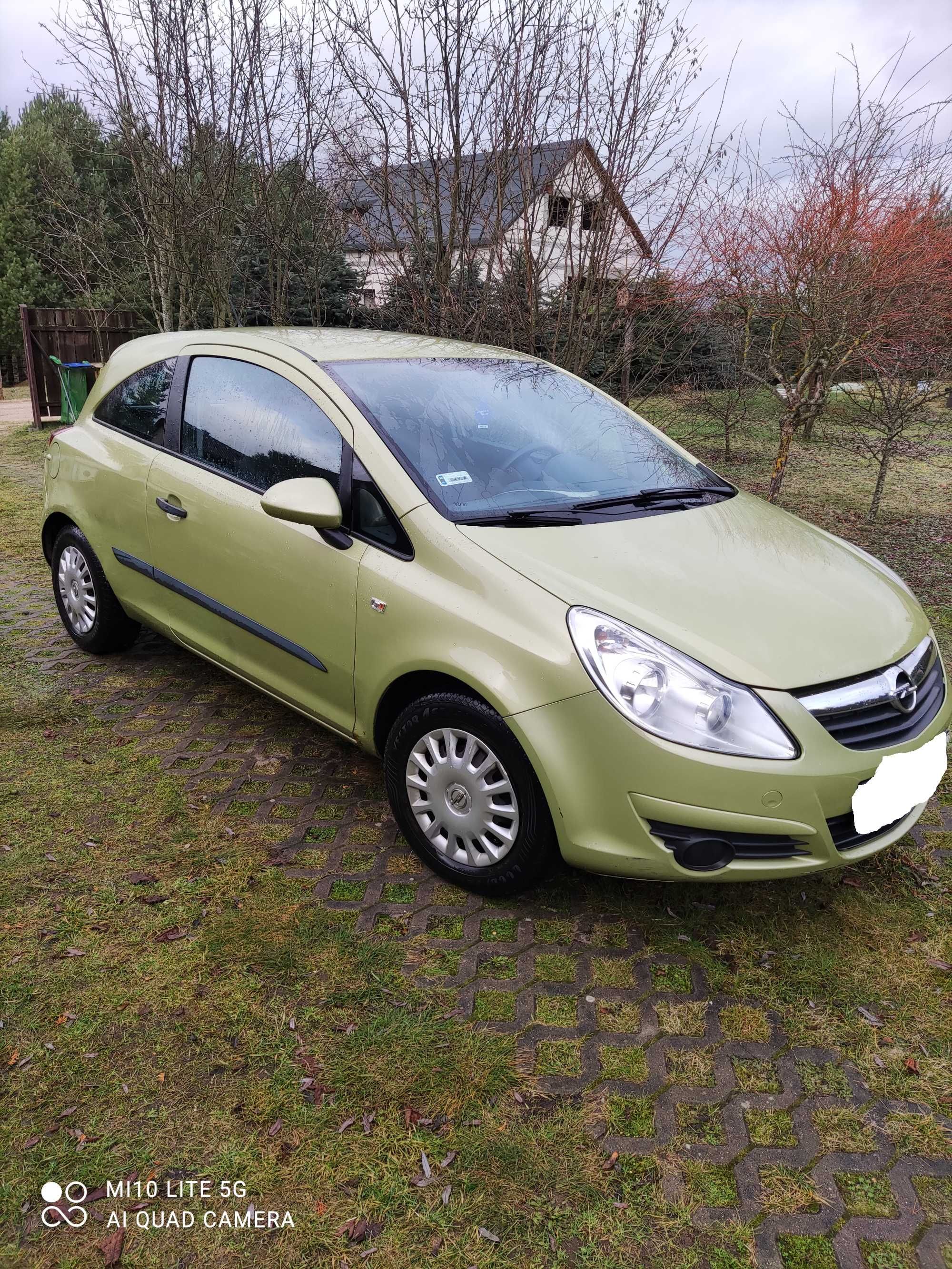 Opel corsa D 1,0 benzyna