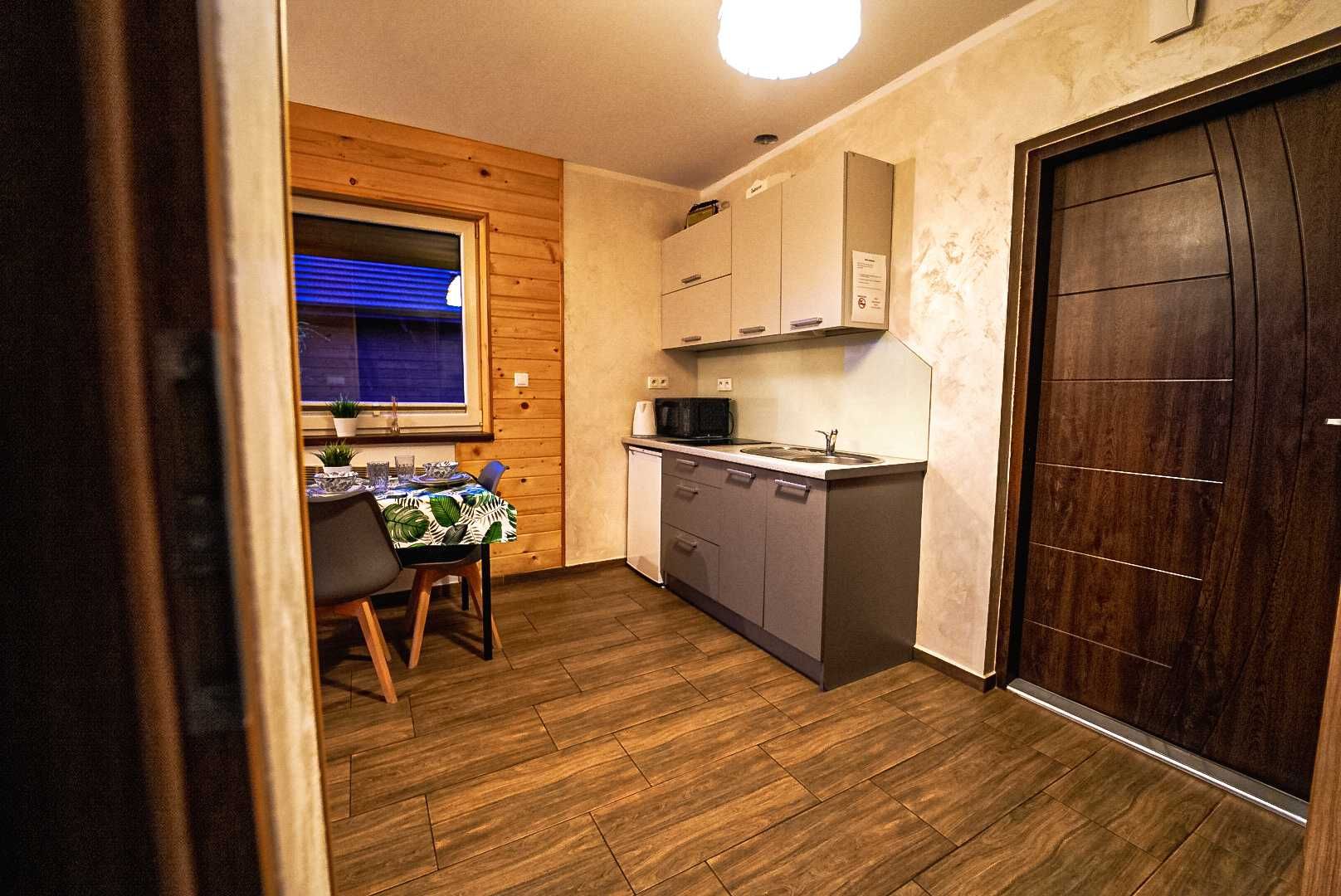 Domki całoroczne Noclegi ŁOWISKO STARY SĄCZ Beskid JACUZZI, park wodny
