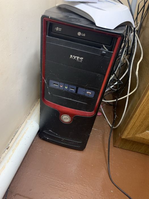 Компютер 2010 року