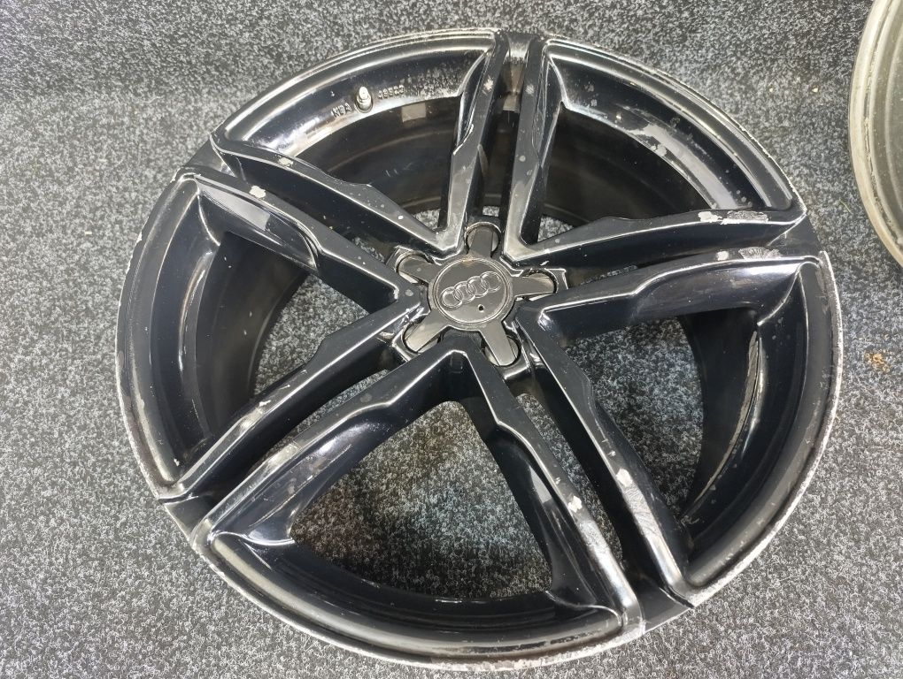 5X112 9R20 Audi Q7 , SQ7  Оригінальні