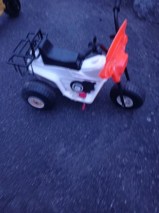 Дитячий мотоцикл електричний.