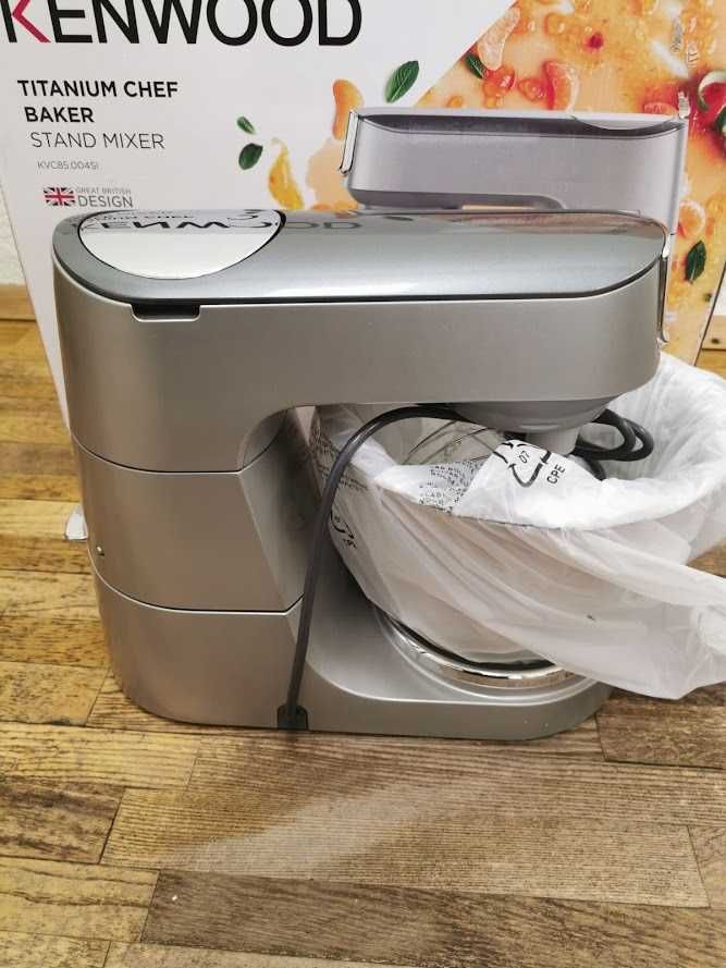 Кухонна машина Kenwood KVC 85.004 SI Titanium Chef Baker (ІДЕАЛ!!)