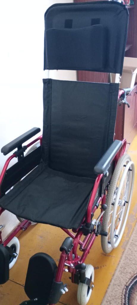 Wózek inwalidzki specjalny