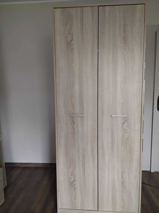 Sprzedam szafę dwudrzwiową