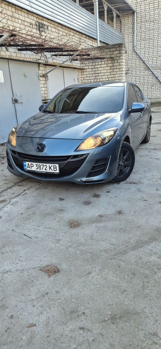 Мазда 3 . 2009 .