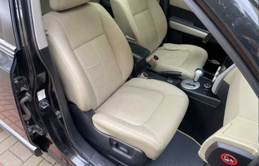 Продам автомобіль NISSAN X-TRAIL
