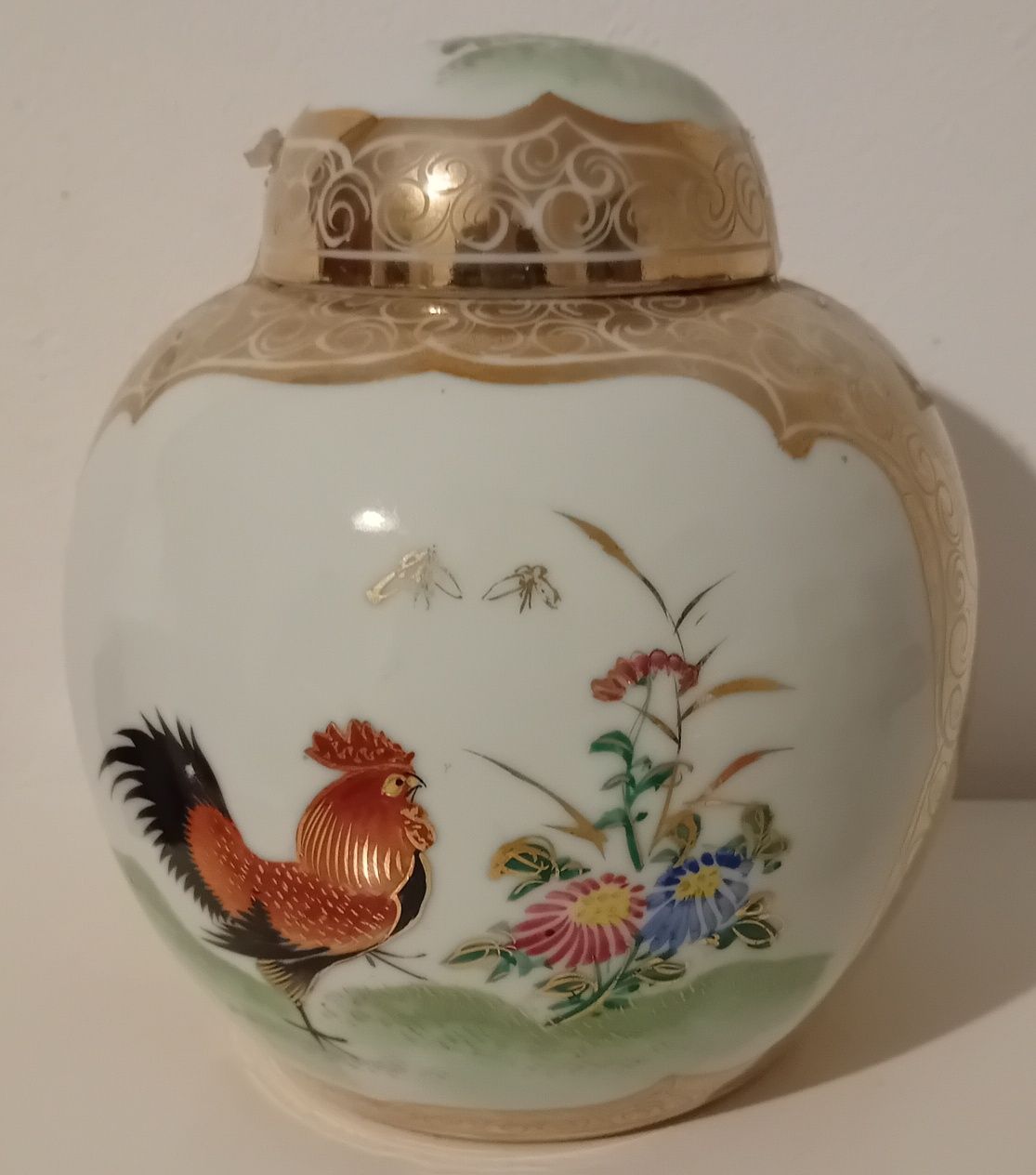 Pote oriental porcelana antigo