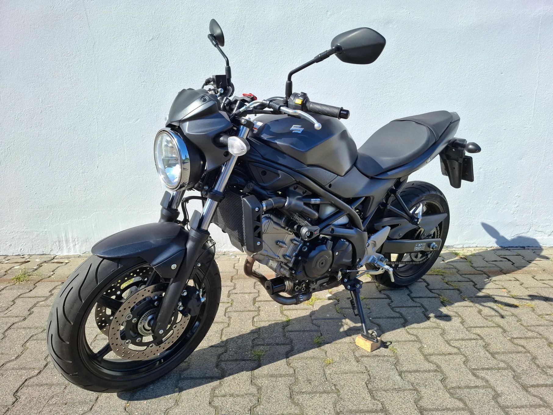 Suzuki SV Suzuki SV650 zadbana, mały przebieg, pełna moc