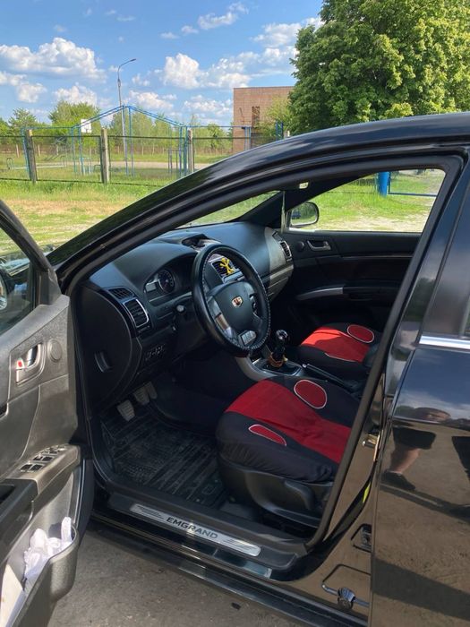 Geely Emgrand EC7 2012