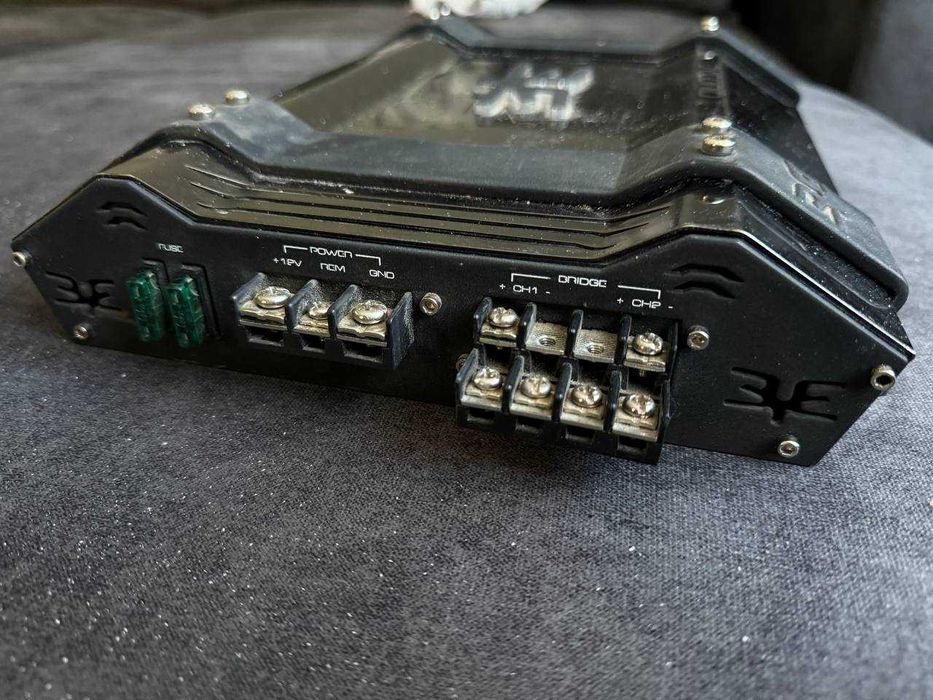 Продам хороший усілок