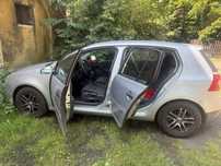 VW Golf 5  1.6 MPI