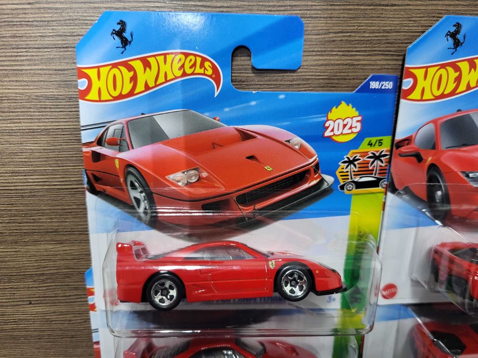15x Hot Wheels Ferrari
