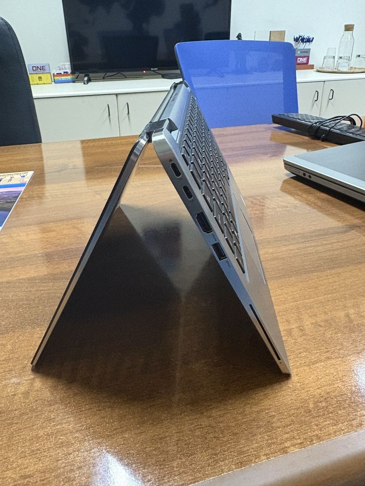 Dell Latitude 7400 2-in-1