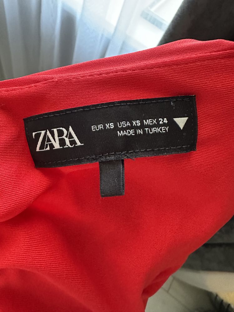 Вечірня сукня Zara xs