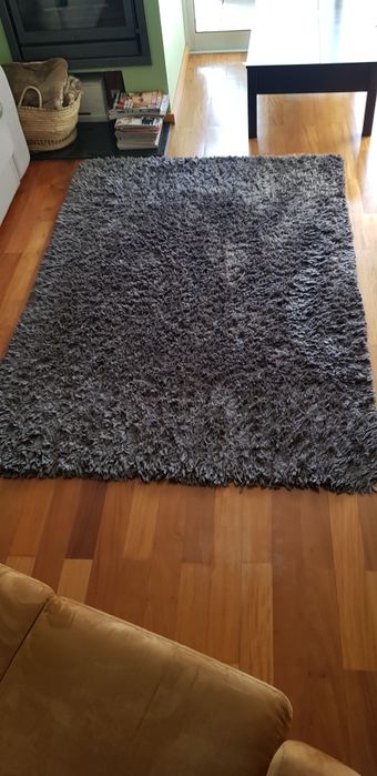 Carpete pelo Alto Cinza Escuro 145x200