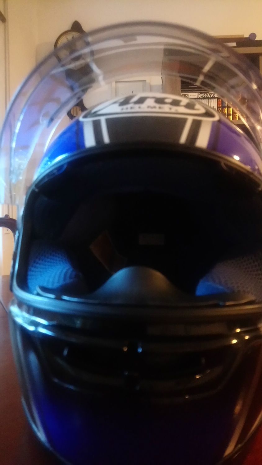 Capacete ARAI NR5 - Usado como Novo - Tamanho M