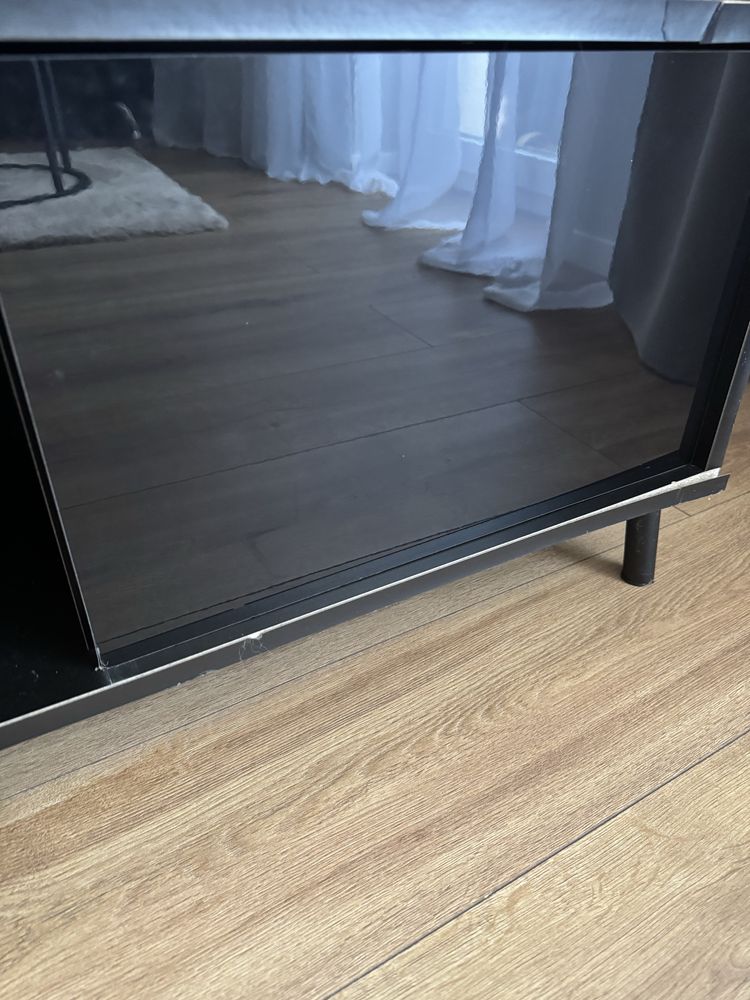 Szafka rtv. Czarna połysk