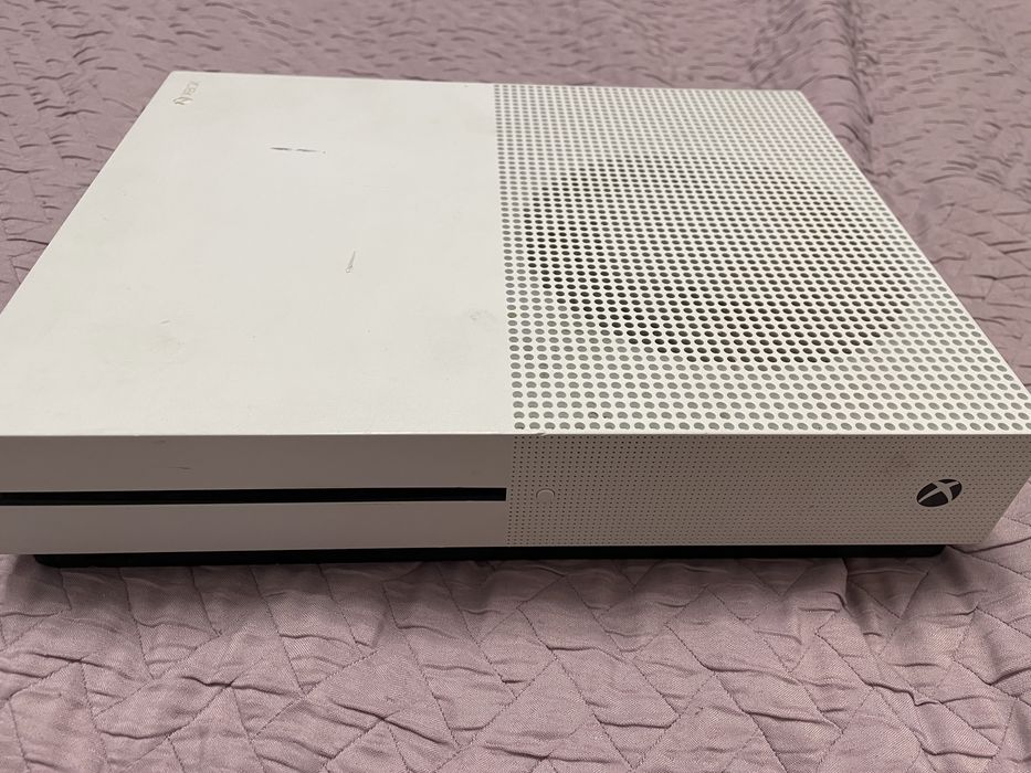 X box one s б.у сама тушка