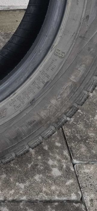Шини зимові Nokian 215/60 R17 100R XL (Резина зимова)