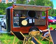 Debon C 300 SANDWICH  Przyczepa DEBON C 300 SANDWICH. Gotowa do pracy. Food Truck